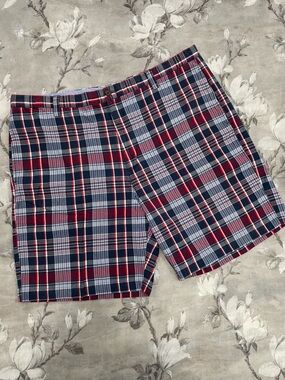 Chaps Classic Plaid Cotton Shorts Size 40 Preppy Golf Summer Red Blue